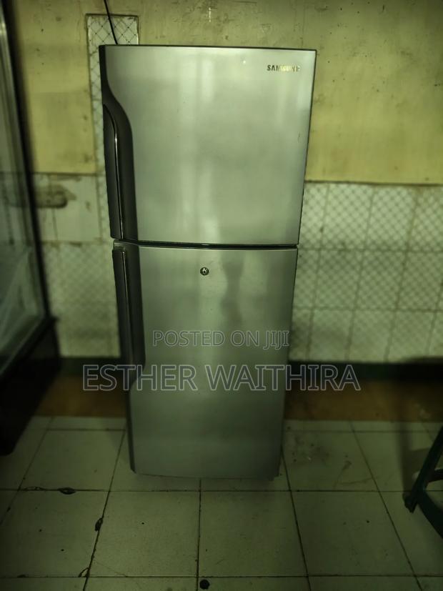 Inverter Sumsung Fridge Well Maintained on Sale