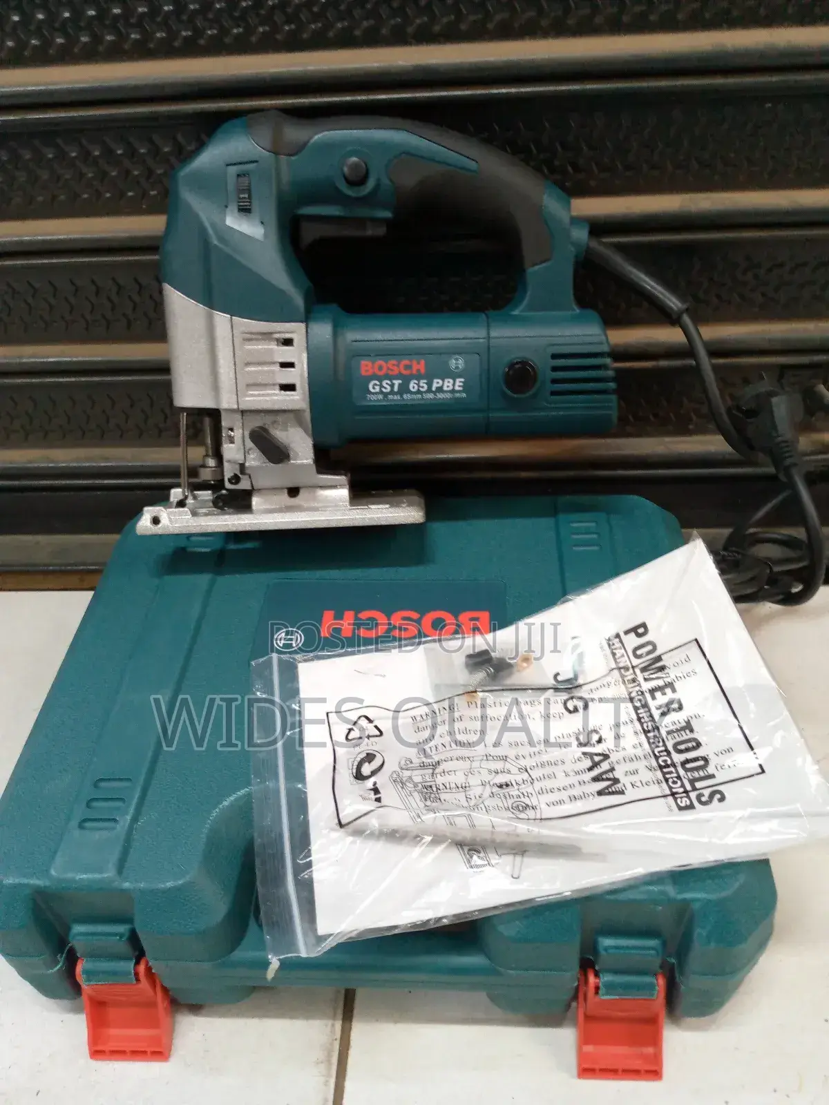 Bosch Jigsaw. Electric Saw Machine