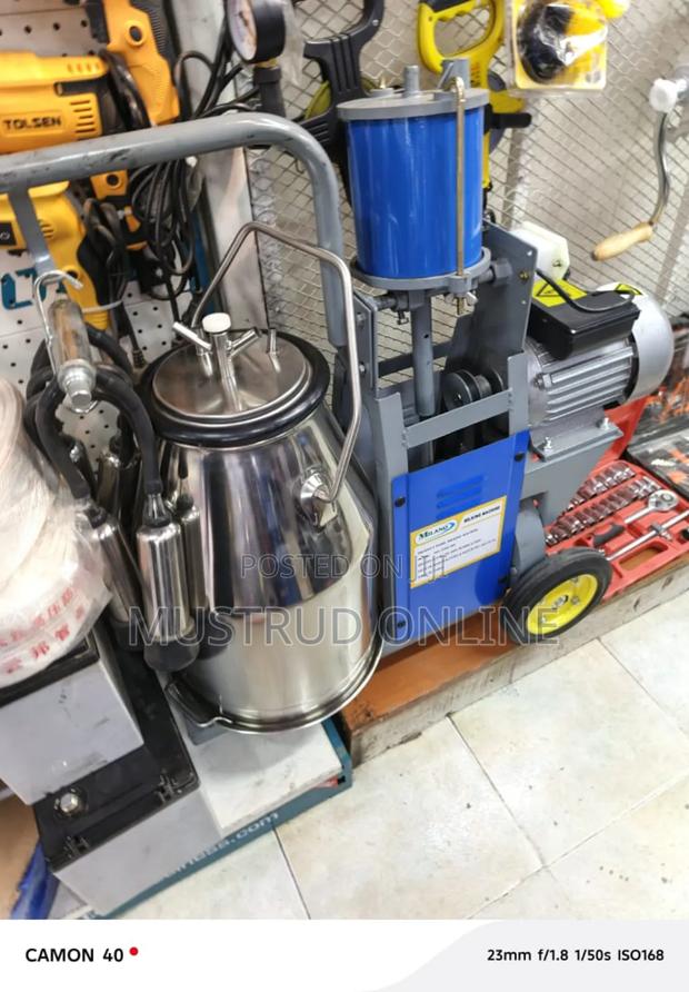 Electric Cow Milking Machine - main view