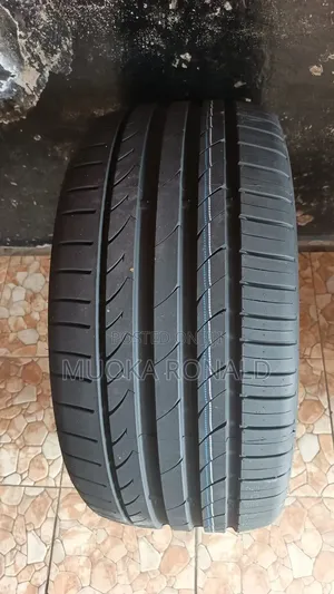255/35r19 Roadking Tyre