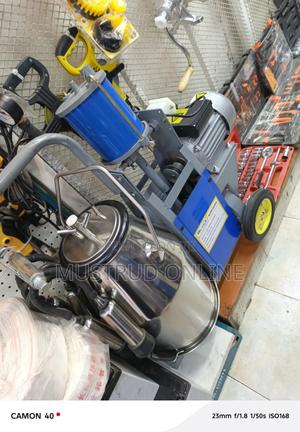 Italian Cow Milking Machine - thumbnail 2