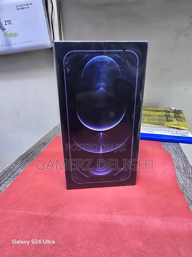 Apple iPhone 12 Pro Max 256 GB Blue - thumbnail 3