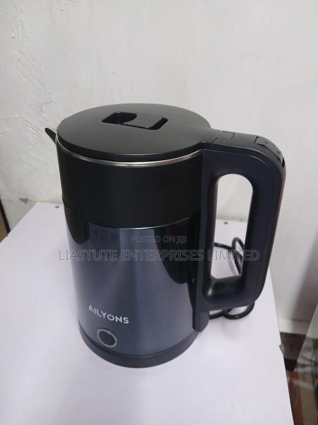 Ailyons Black Kettle 1.8l - Cool Visual Design Safety Lock - main view