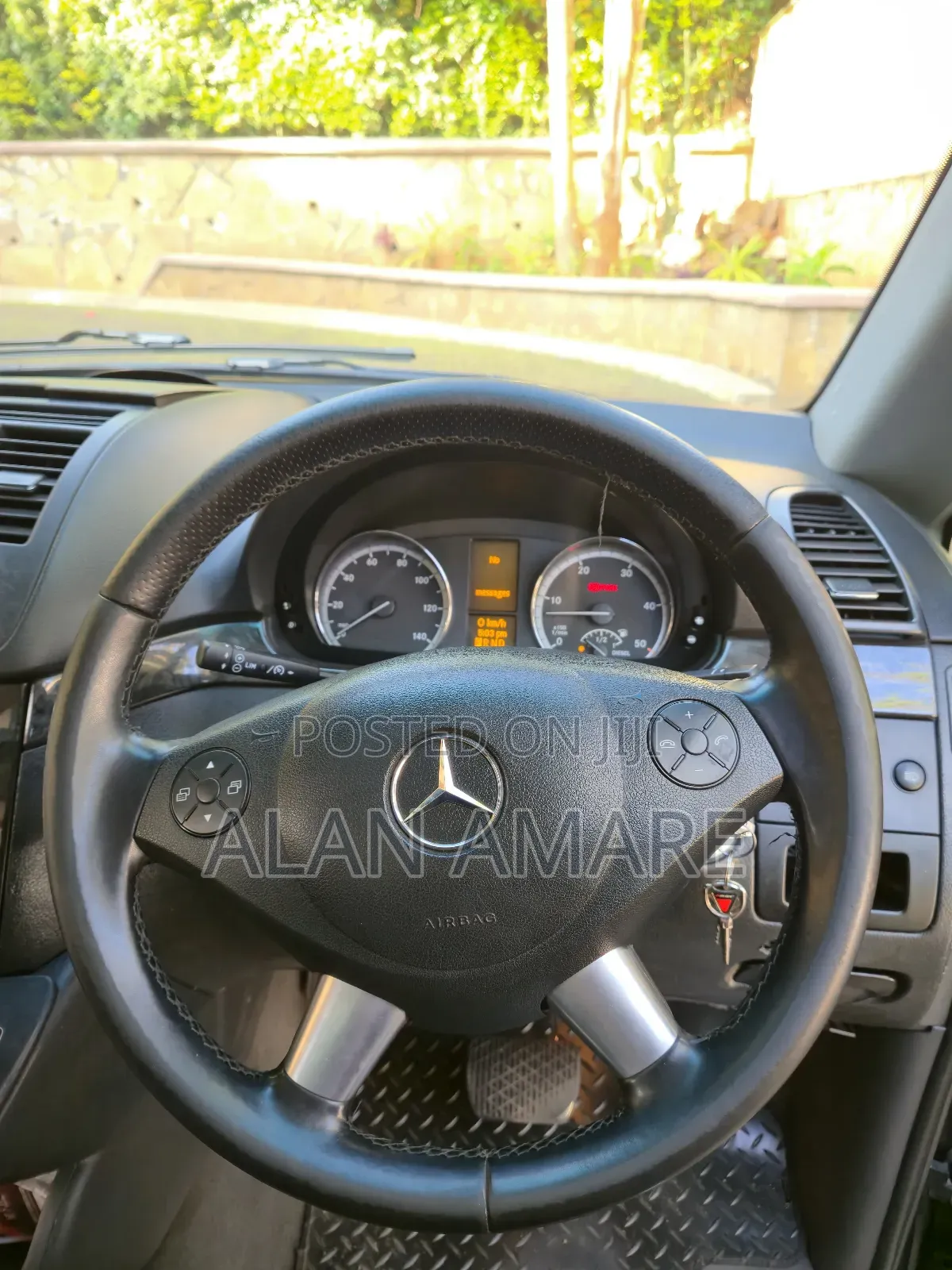 Mercedes-Benz V-Class 2012 Black