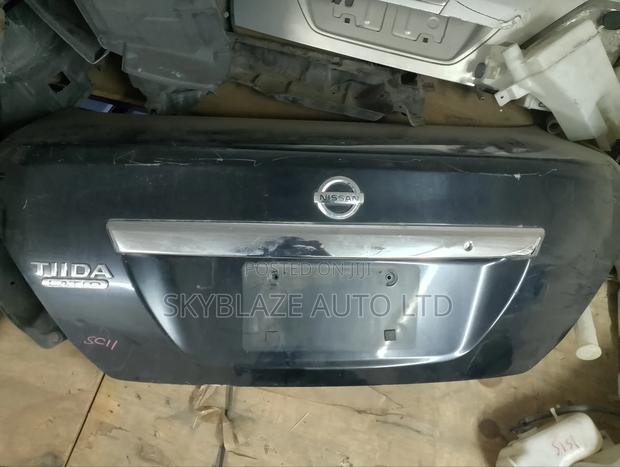 Nissan Tiida Boot - main view