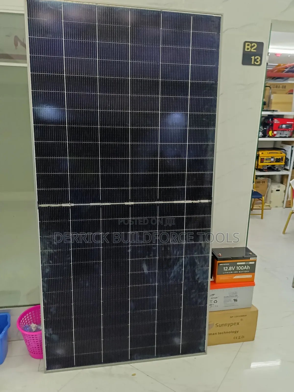 All Weather Bifacial 585w Solar Panel