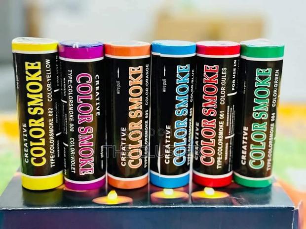 Creative Color Smoke Bomb