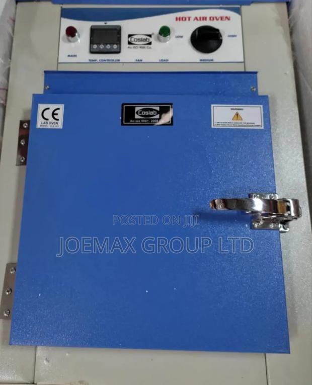 Laboratory Hot Air Oven.