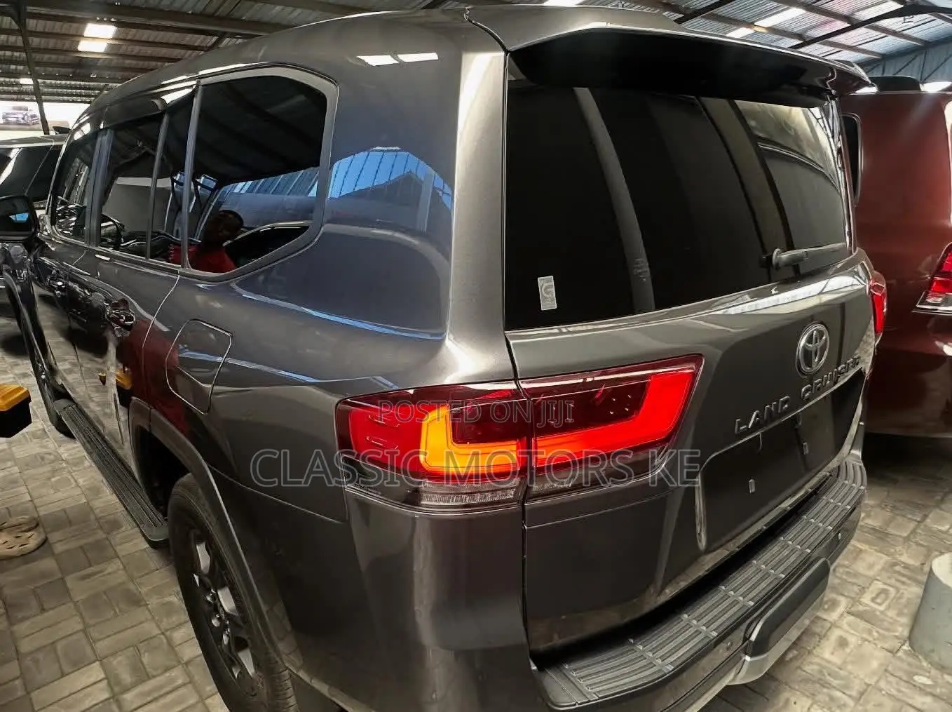 Toyota Land Cruiser 3.3 Diesel 4WD 2021 Black