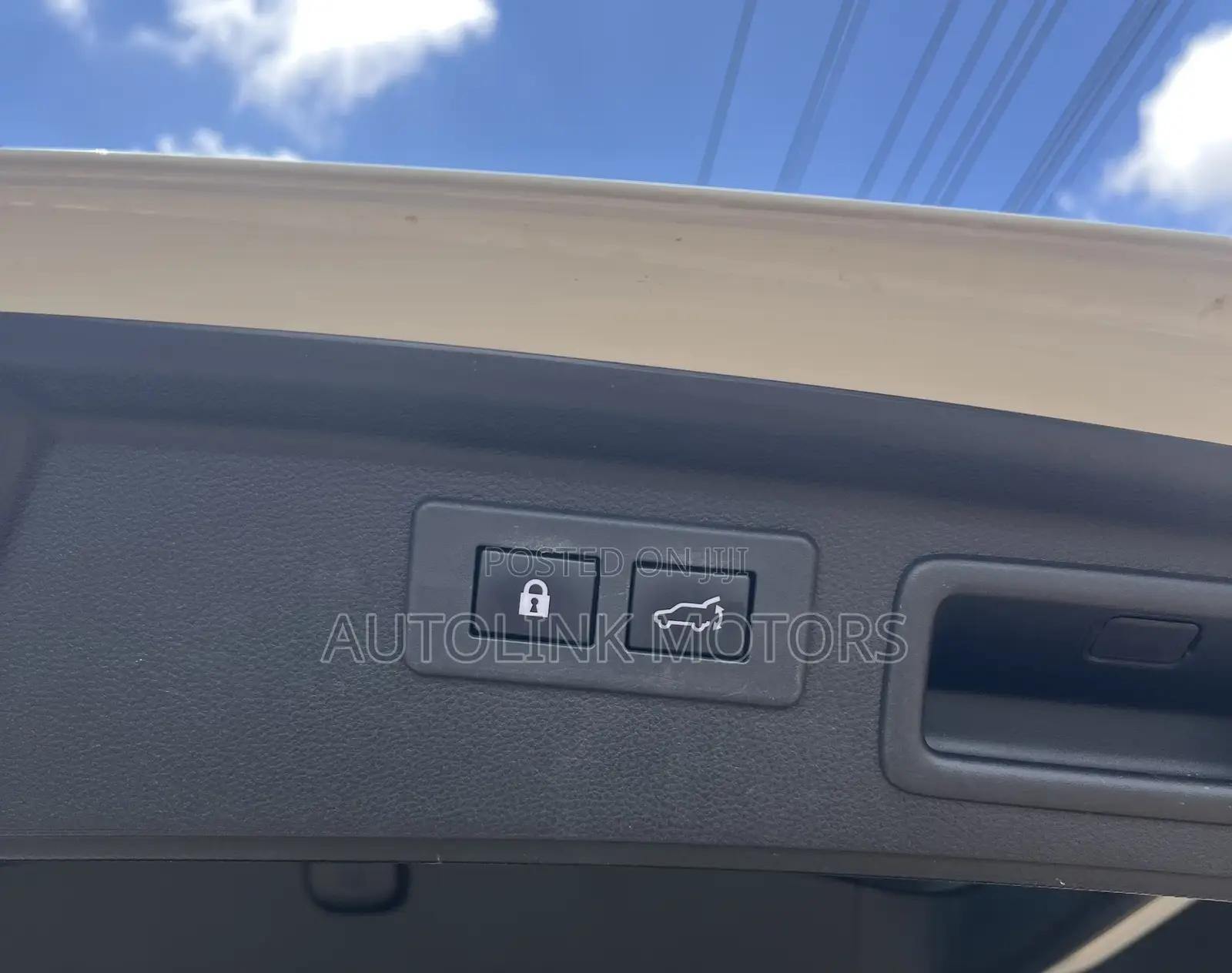 Subaru Forester 2018 White