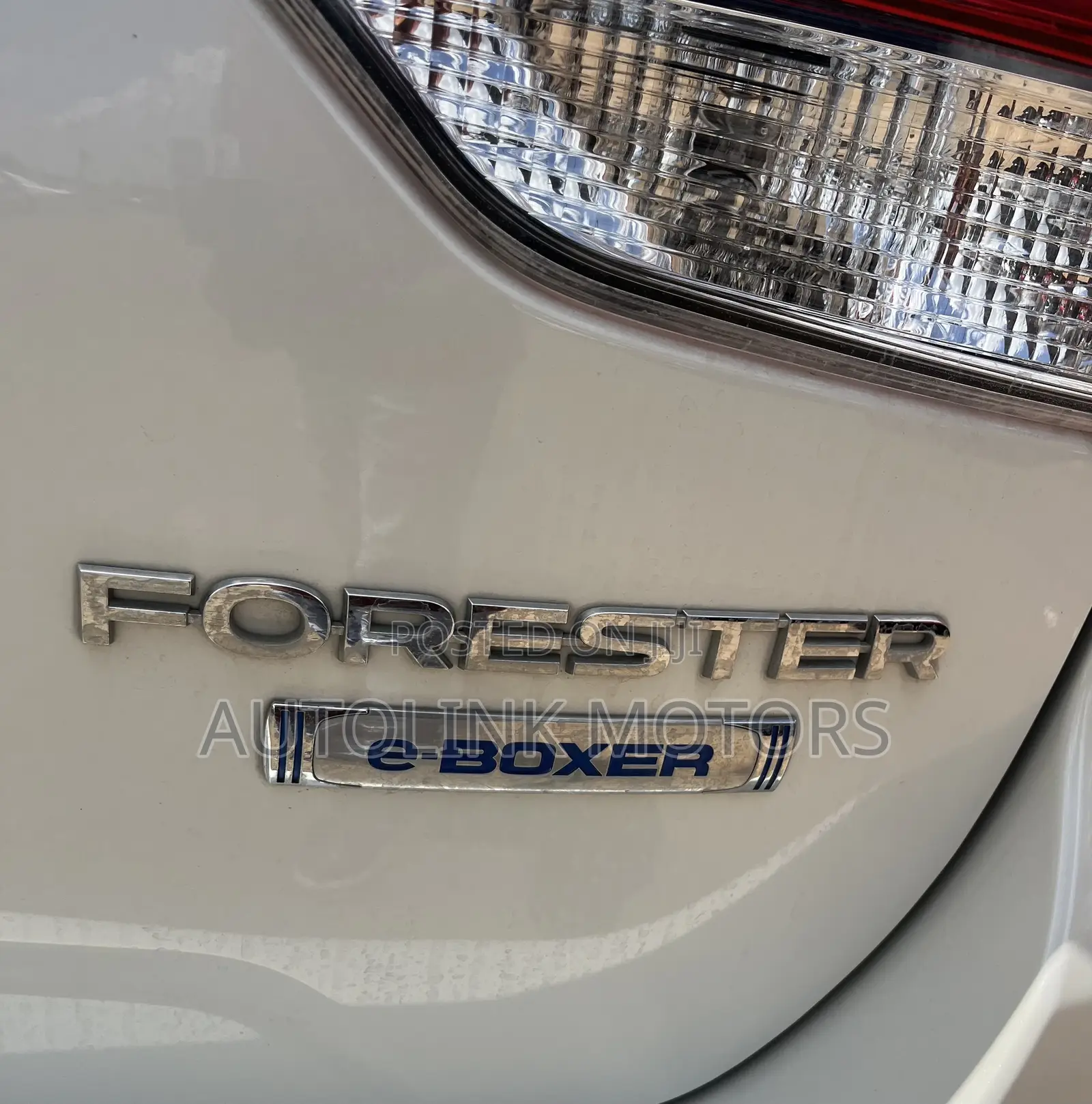 Subaru Forester 2018 White
