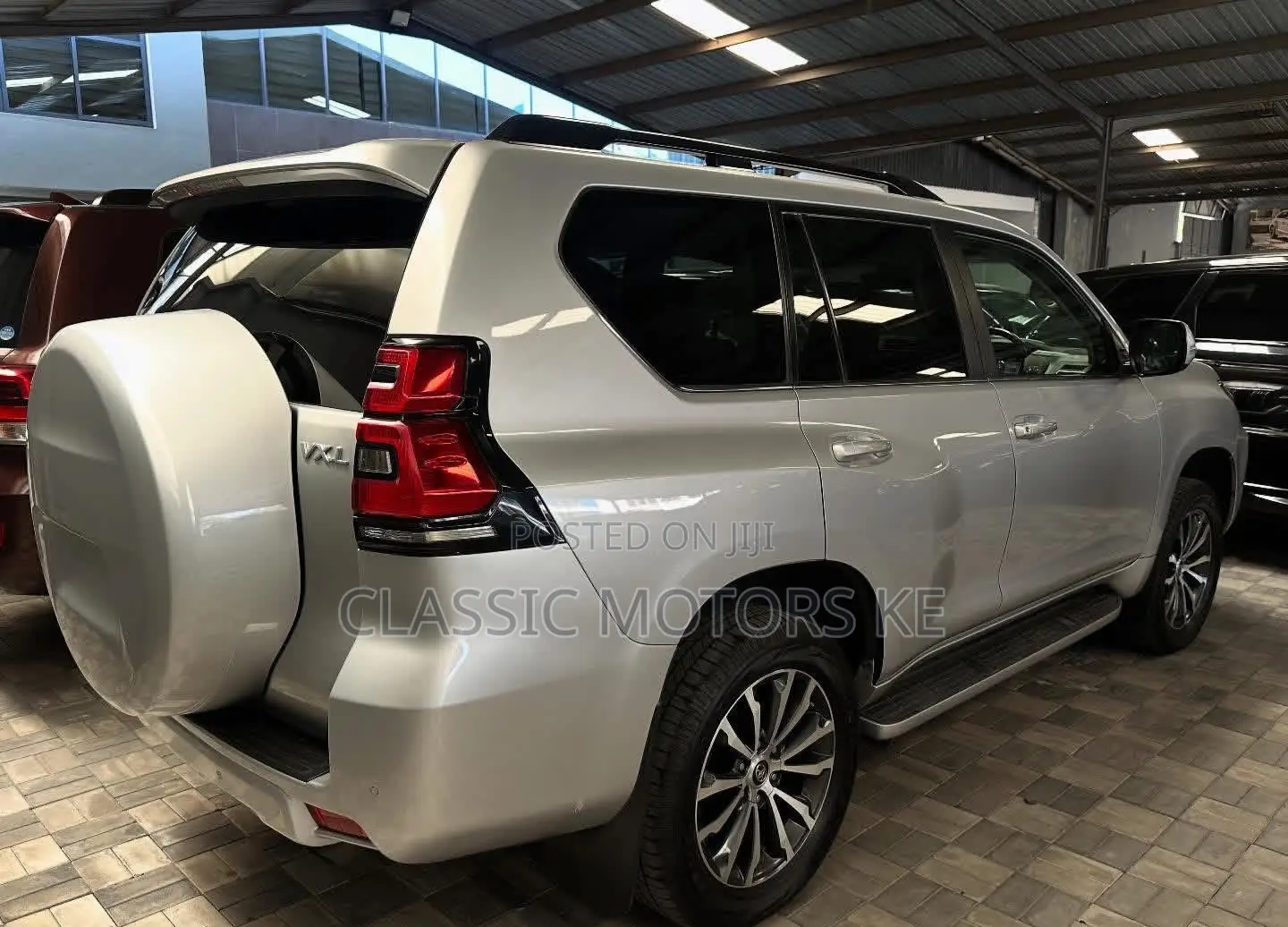 Toyota Land Cruiser Prado 3.0 172hp 2019 Silver