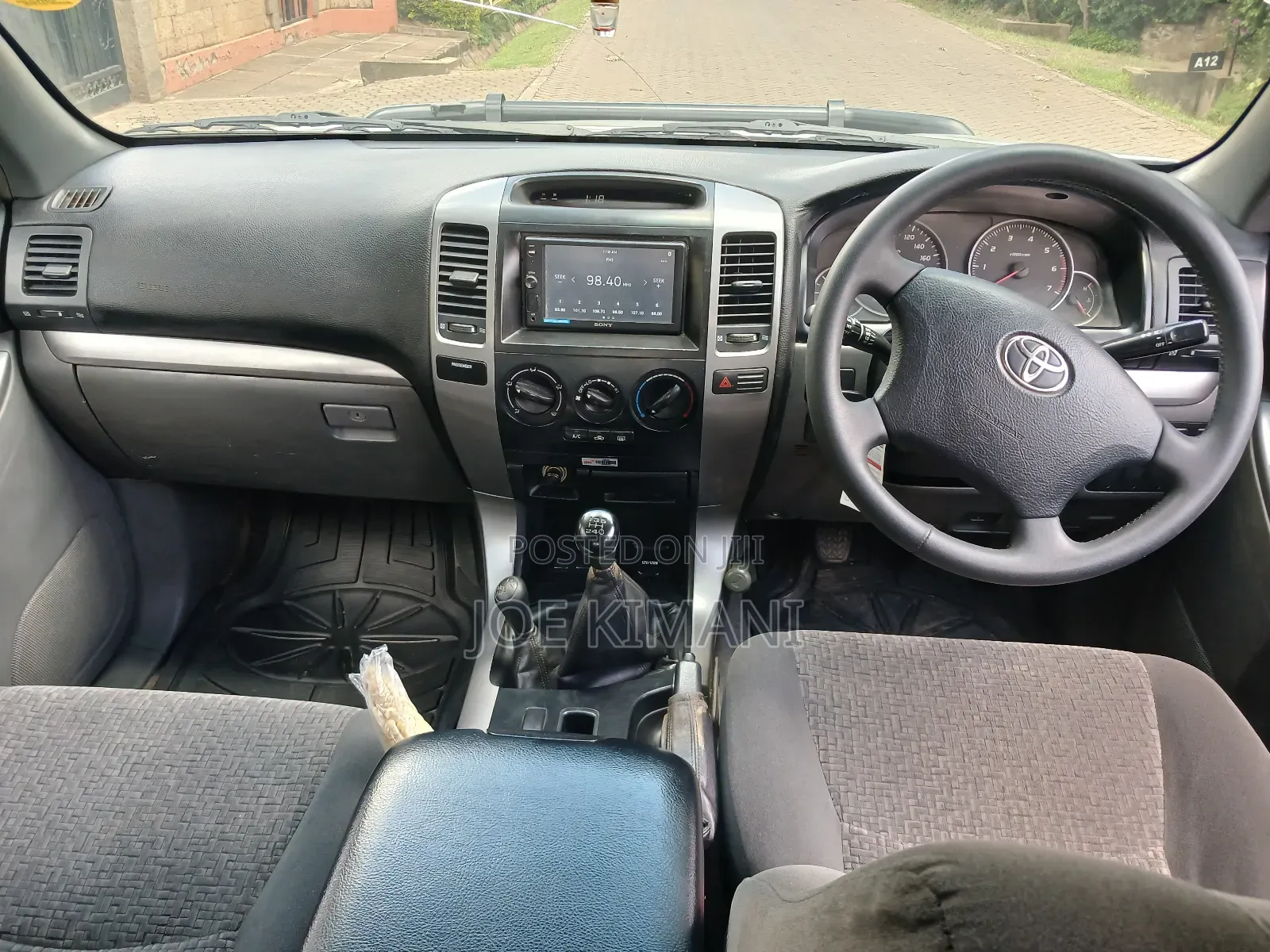 Toyota Land Cruiser Prado 2004 Silver