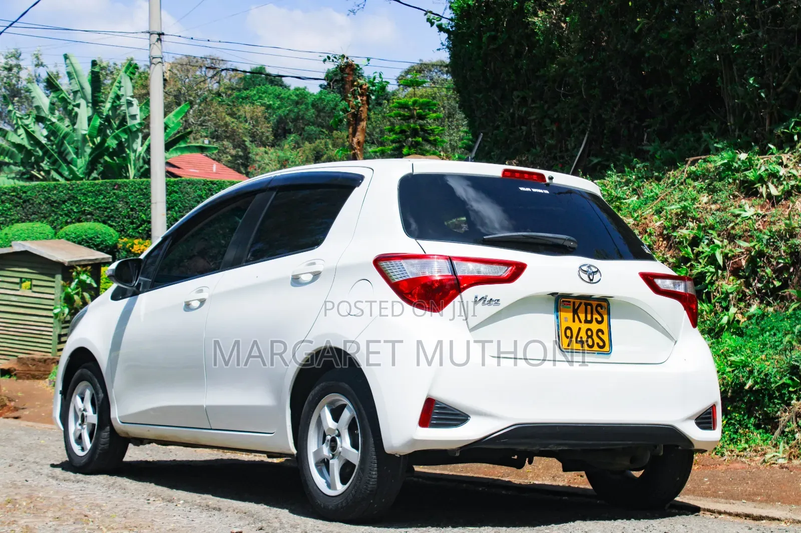 Toyota Vitz 2017 White