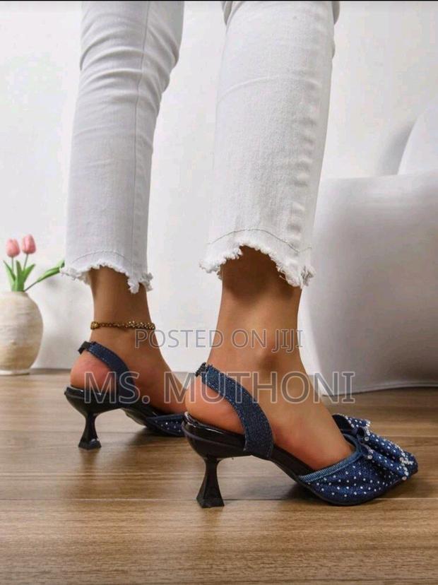 Women's Rhinestone Bow Slingback Kitten Heels - thumbnail 4