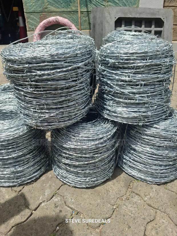 12.5 Gauge Galvanized Barbed Wire - main view