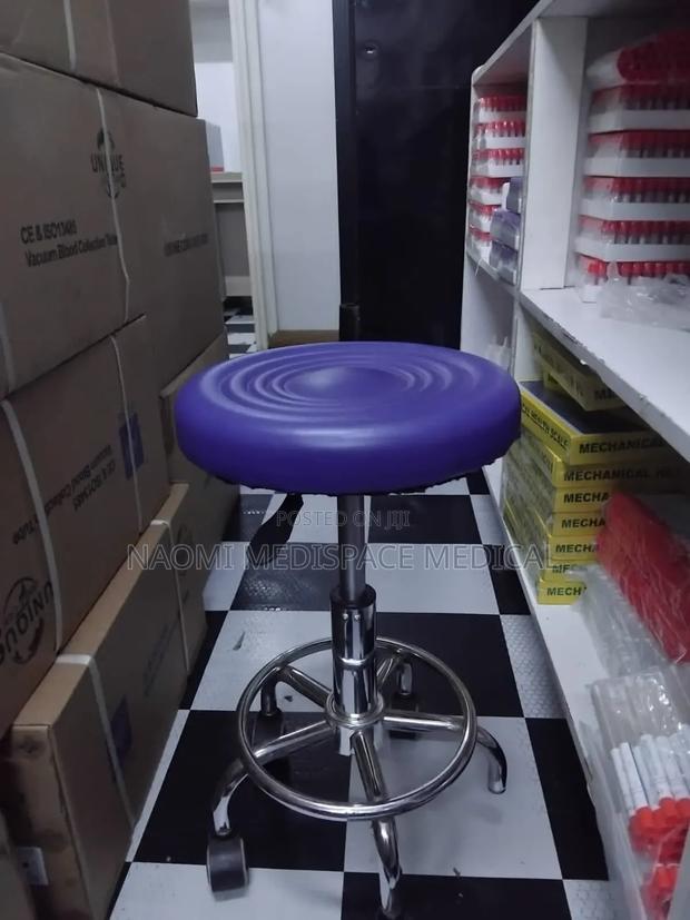 Doctor's Stool Without Backrest - main view