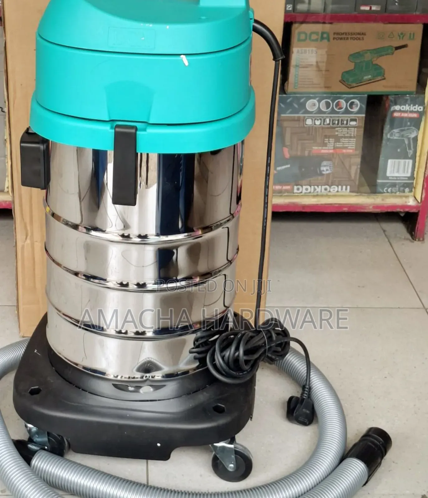 30 Litres Dca Vacuum Cleaner