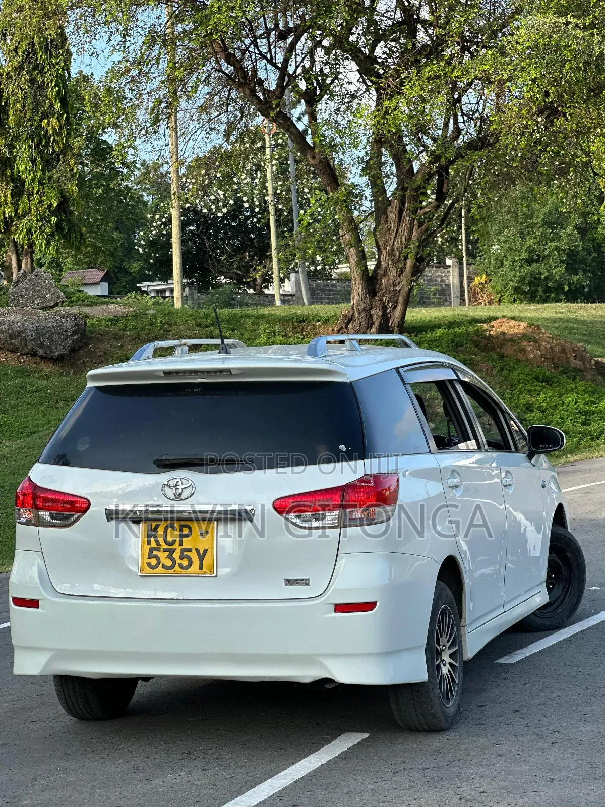 Toyota Wish 2012 White
