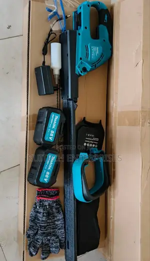 Cordless Hedge Trimmer/ Electric Makita Hedge Trimmer