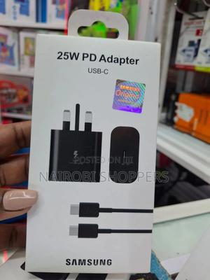 25 Watts Samsung Adapter/ Samsung Charger - main view