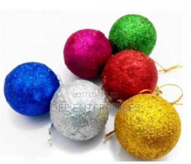 6pc Set of Christmas Coloured Balls - thumbnail 2