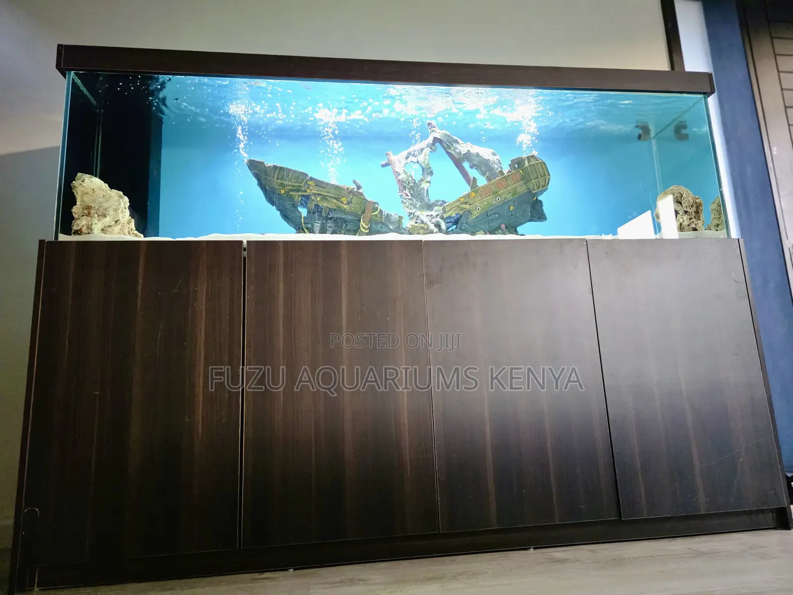 Stunning Aquarium Cabinet – Stress-Free Setup