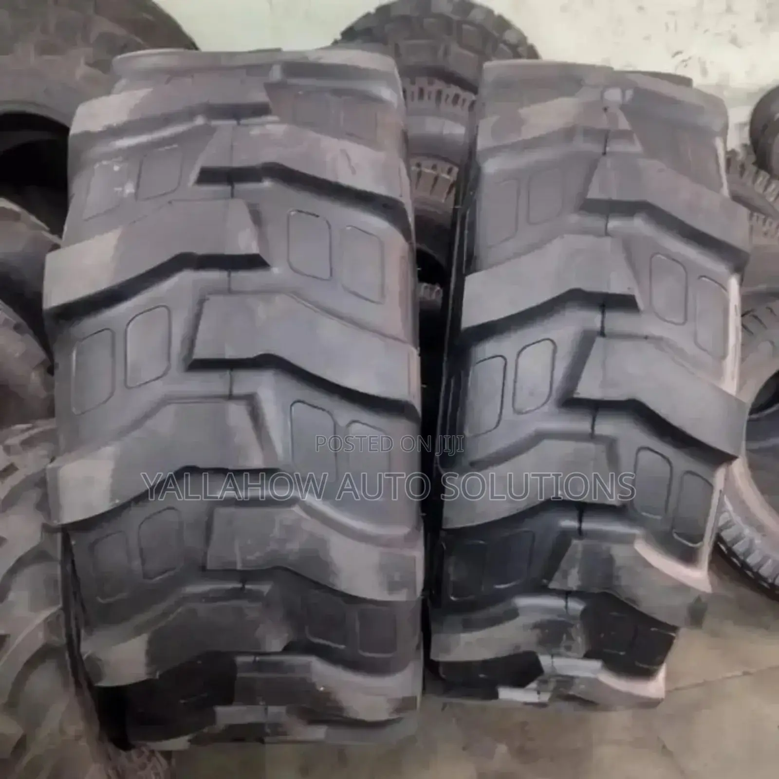 16.9-24 Red Lion Tractor Tyres – Durable High Traction.