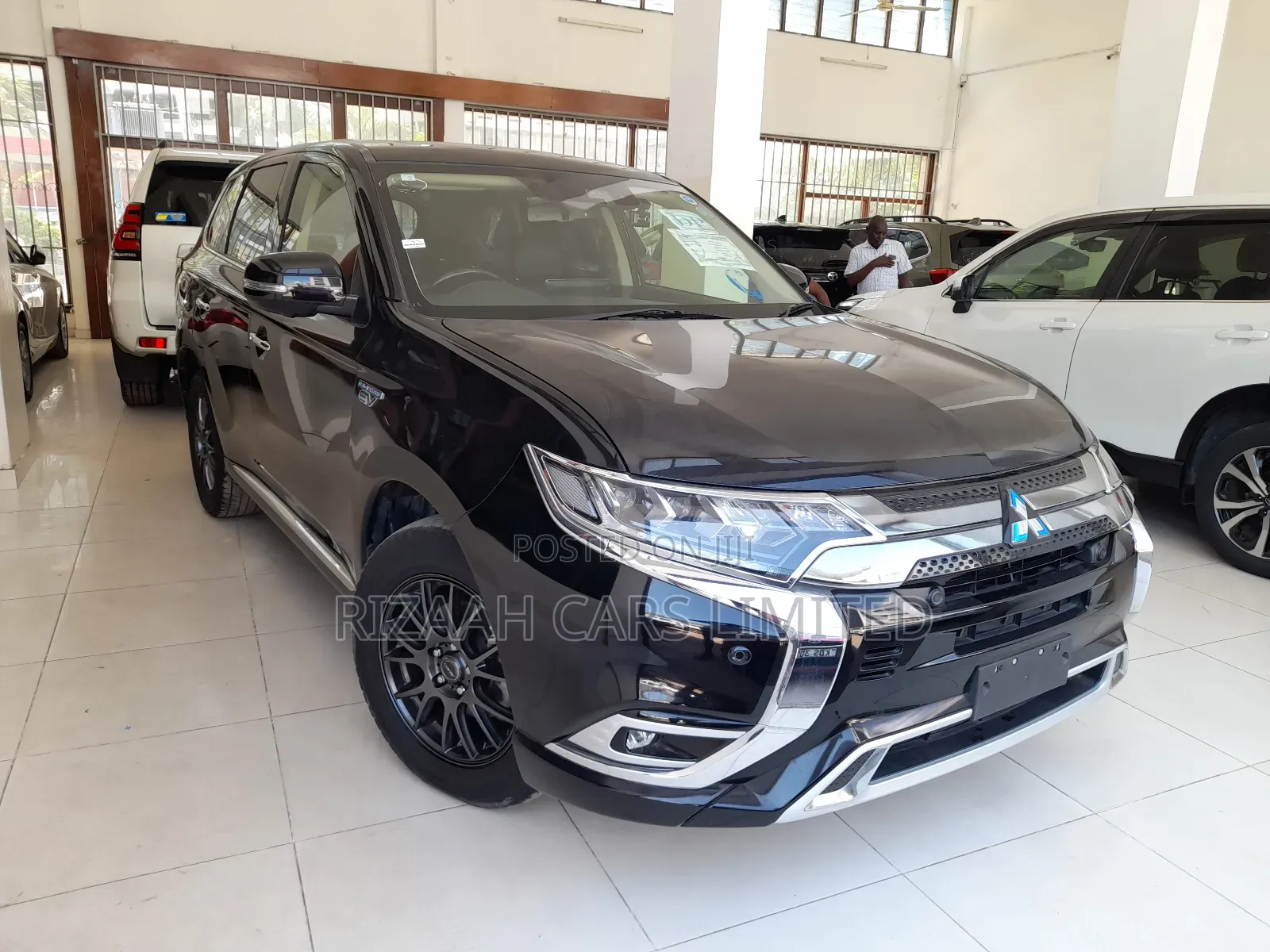 Mitsubishi Outlander 2.0 PHEV AWD 2018 Black