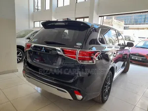 Mitsubishi Outlander 2.0 PHEV AWD 2018 Black
