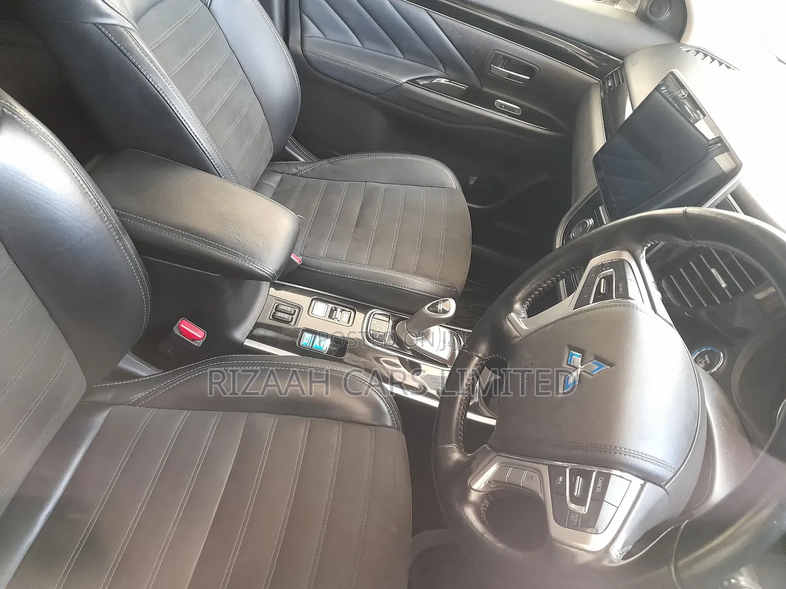 Mitsubishi Outlander 2.0 PHEV AWD 2018 Black