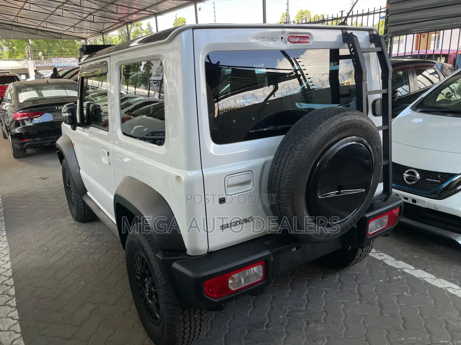 Suzuki Jimny 2021 White