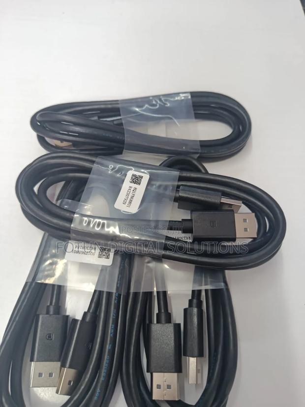 Display to Display Cable - main view