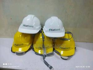 Quality Safety Helmet – Durable Comfortable - thumbnail 2