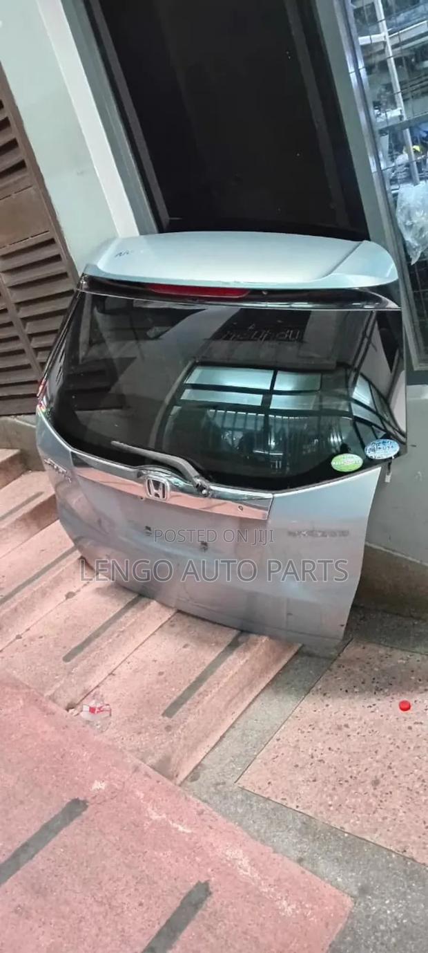 Honda Fit Shuttle 2012 Boot Lid