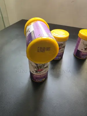 Color-Enhancing Fish Flakes – Shine Like Never Before