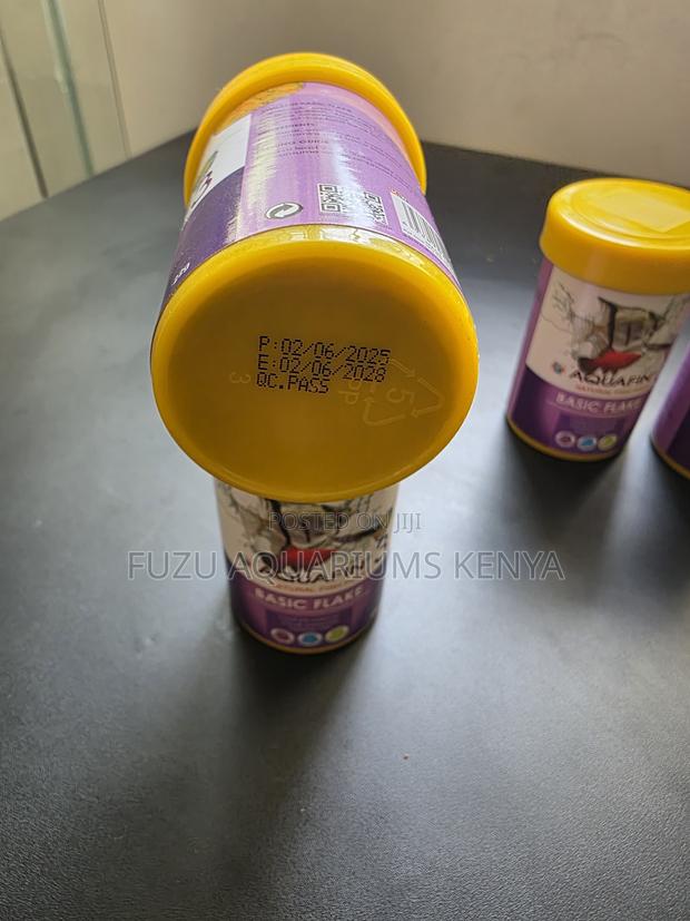 Super Growth Fish Flakes – Healthy Strong - main view