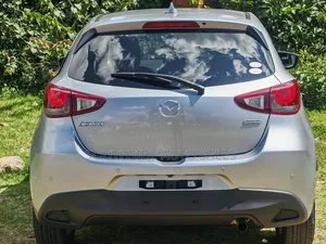 Mazda Demio 2018 Silver