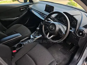 Mazda Demio 2018 Silver