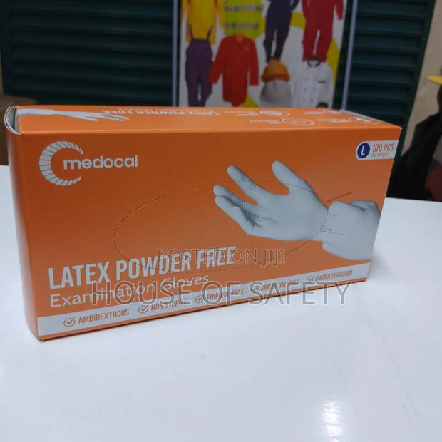 Ambidextrous Examination Gloves - thumbnail 3