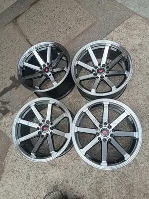 Rim Size 14 Inch Available