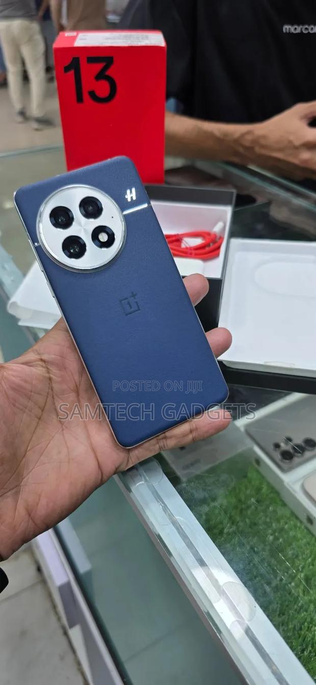 OnePlus 13 512 GB Blue - main view