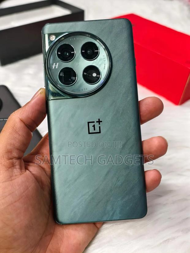 OnePlus 12 1 TB Green - main view