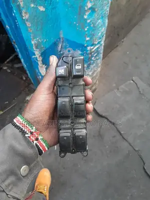 Door Main Switch Toyota Nze
