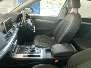 Audi Q5 2.0T Premium AWD quattro 2018 White