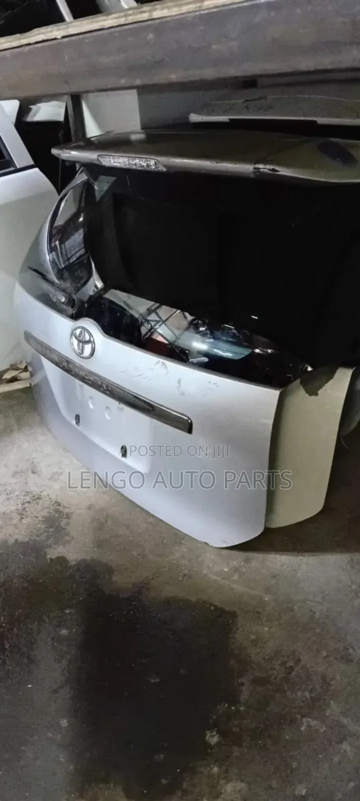 Toyota Wish 2005 Boot Lid