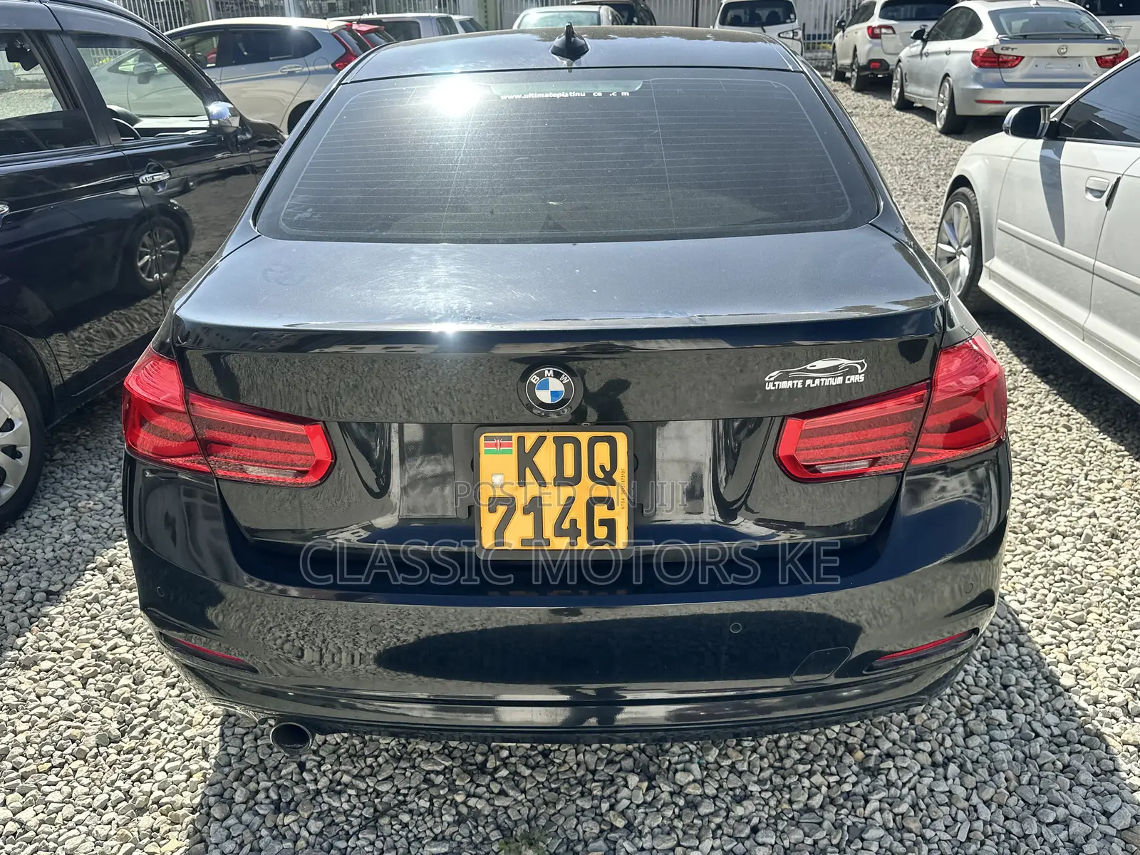 BMW 320i Sedan RWD 2017 Black