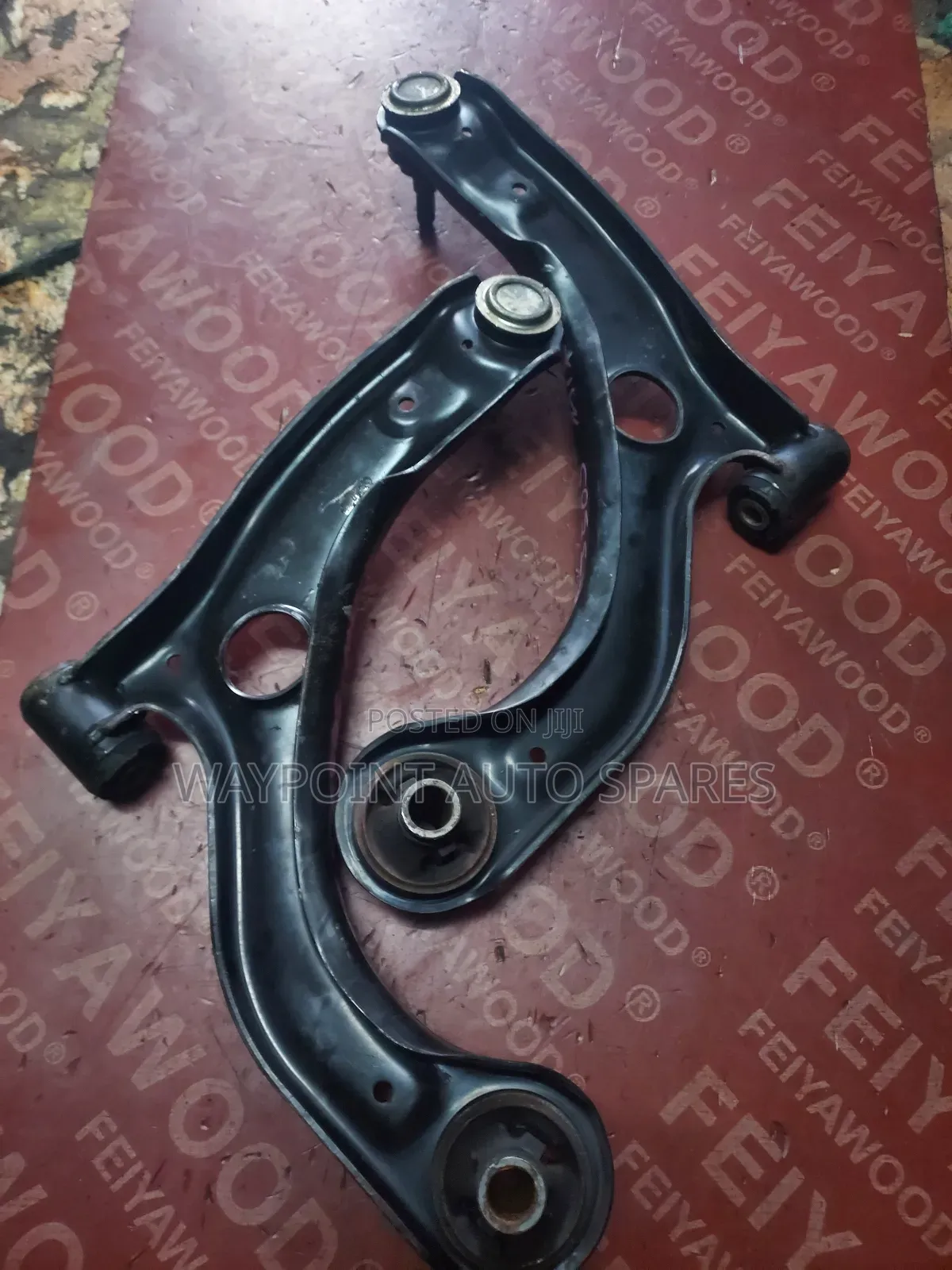 Front Control Arms Daihatsu Mira New