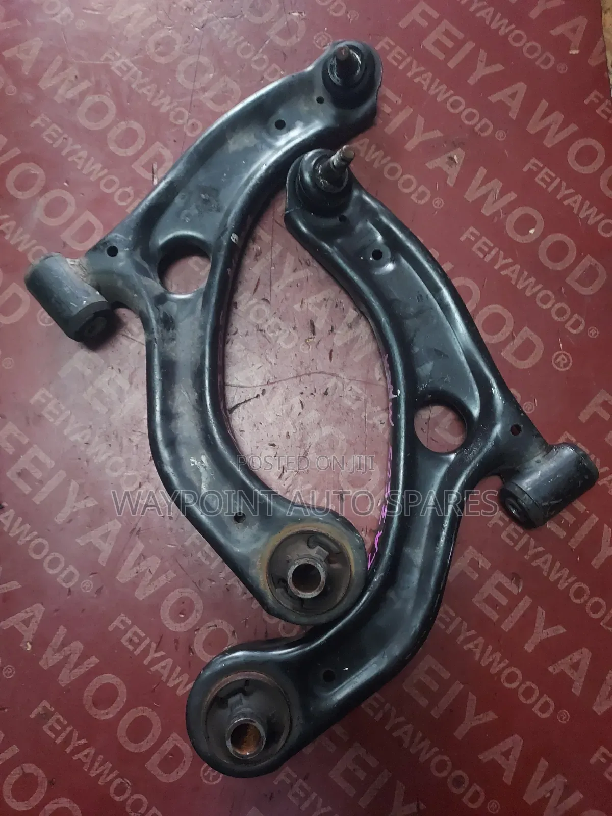 Front Control Arms Daihatsu Mira New