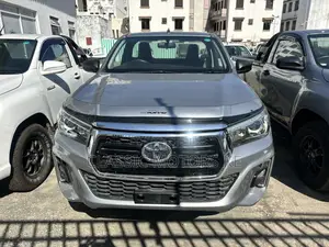 Toyota Hilux Revo Single Cab Deisel 2.8 AWD 2018 Silver